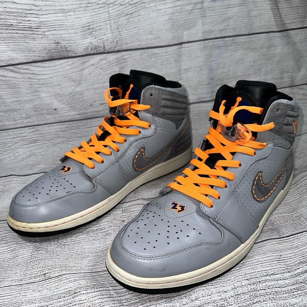 Nike Air Jordan 1 Retro ‘93 Wolf Grey Orange *Rare* size 13 M